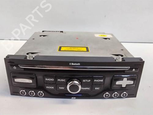 Used Radio Radio 36672911 36672911