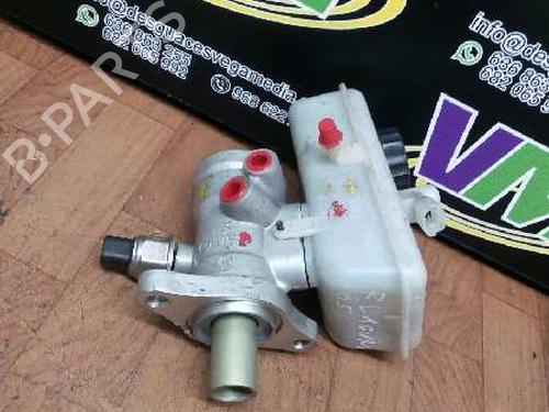 Used Brake master cylinder RENAULT LAGUNA II (BG0/1_) [2001-2007]  7467608