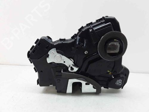 Front right lock TOYOTA AURIS (_E18_) 1.8 Hybrid (ZWE186_, ZWE186R) | BP23434172C97