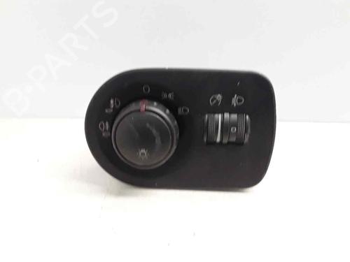 Used Headlight switch SEAT LEON (1P1) 1.6 TDI (105 hp) 16331832