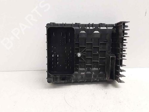 Fuse box VW GOLF VI (5K1) 1.6 TDI | BP29520020E1 
