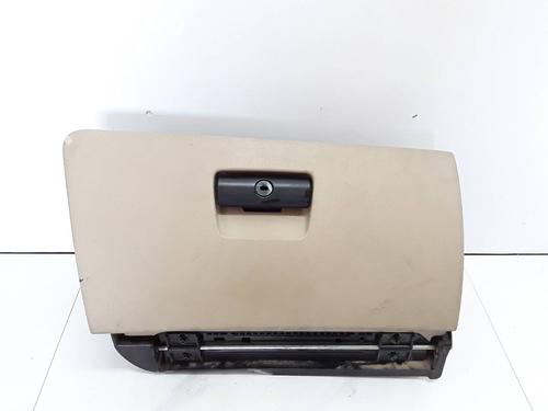 Used Glove box BMW 3 (E90) 325 d (197 hp) 8824084