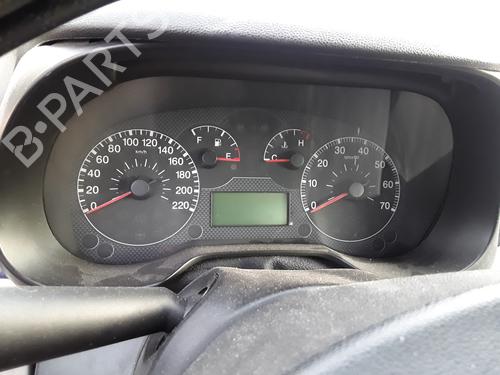 Used Instrument cluster FIAT PUNTO (188_) 1.4 (95 hp) 18908860