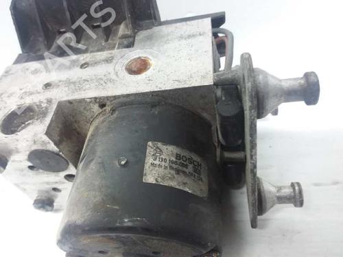 Abs pomp MERCEDES-BENZ E-CLASS (W210) E 240 (210.061) (170 hp) 7471347