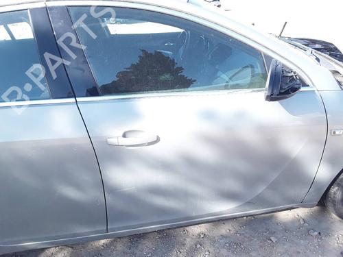 Used Right front door OPEL INSIGNIA A Saloon (G09) 2.0 CDTI (69) (131 hp) 17201552