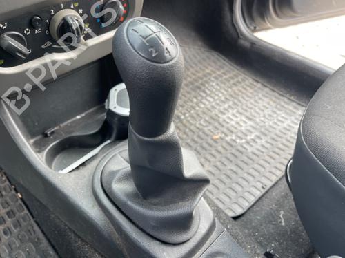 Used Gear lever DACIA SANDERO [2008-2025]  22410494