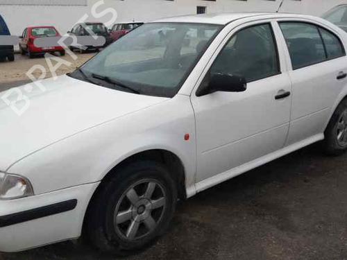 Used Parts SKODA OCTAVIA I Combi (1U5) 1.6 (75 hp) 884968
