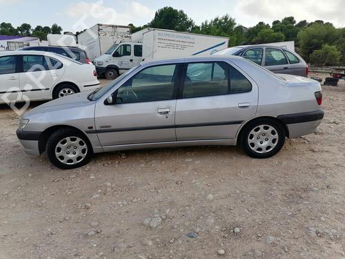 Right headlight PEUGEOT 306 (7B, N3, N5) 1.9 STD | BP8274291C29