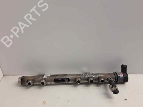 Used Injection rail OPEL CORSA C (X01) 1.3 CDTI (F08, F68) (70 hp) 19798103