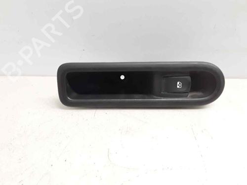 Used Right front window switch RENAULT CLIO III (BR0/1, CR0/1) 1.5 dCi (BR17, CR17) (86 hp) 16898309