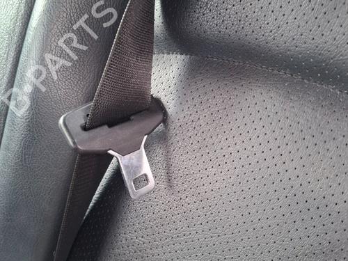 rear-center-seatbelt-mercedes-benz-c-class-w203-2000-2001-2002-2003-2004-2005-2006-2007-31906666 main image