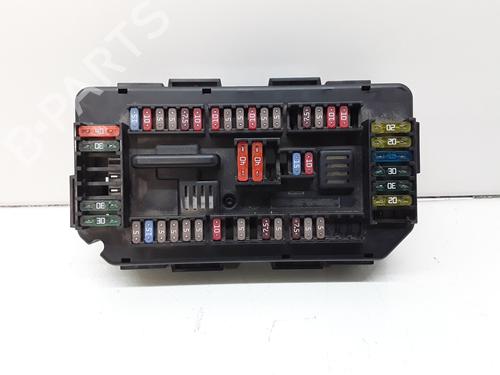 Used Fuse box BMW 3 (F30, F80) 320 d (184 hp) 21561142