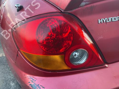 Used Left taillight HYUNDAI COUPE II (GK) 1.6 16V (105 hp) 31177571