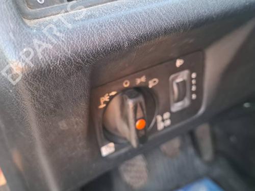 Used Headlight switch Headlight switch MERCEDES-BENZ 190 (W201) E 1.8 (201.018) (109 hp) 39960716 39960716