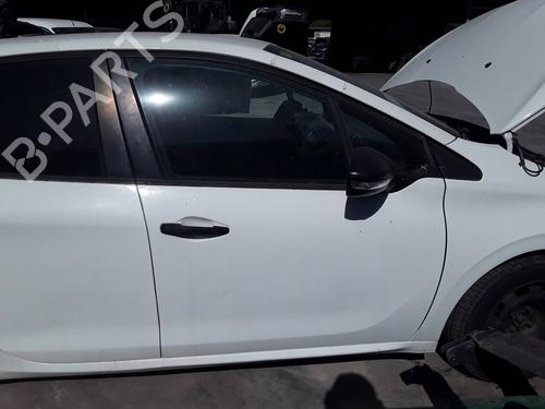 right-front-door-peugeot-208-i-ca_-cc_-2012-2013-2014-2015-2016-2017-2018-2019-2020-2021-36937338 main image