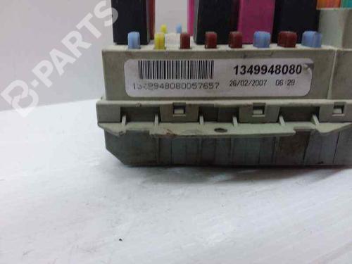 Used Fuse box PEUGEOT BOXER Van (230L) 2.5 TDI (107 hp) 7470237