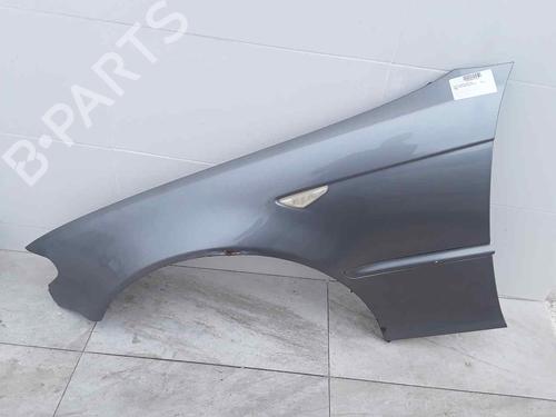 Used Left front fenders BMW 3 Coupe (E46) 330 Cd (204 hp) 23267840