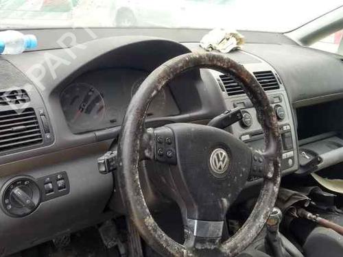 Front right quarter glass VW TOURAN (1T1, 1T2) 2.0 TDI 16V | BP14141213C112 