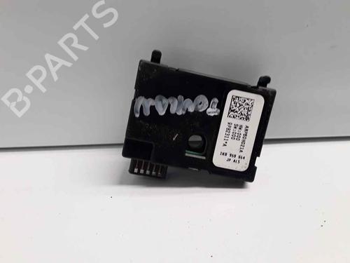Used Electronic module VW TOURAN (1T1, 1T2) [2003-2011]  29753935