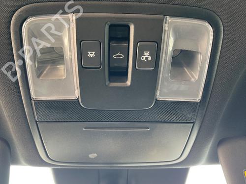 BP32073633I8 main image