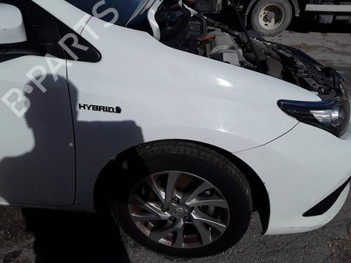 right-front-fenders-toyota-auris-_e18_-2012-2013-2014-2015-2016-2017-2018-2019-32177300 main image