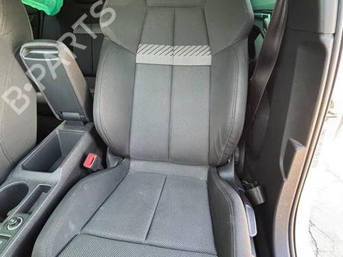 Used Left front seat Left front seat 38930757 38930757