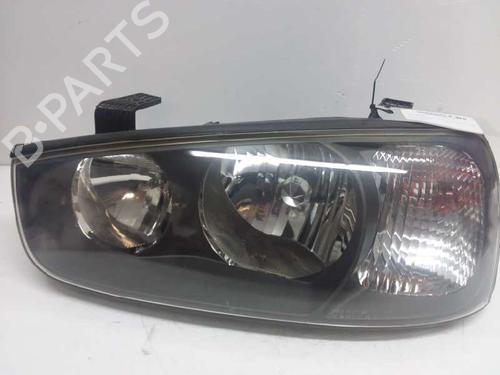 Used Left headlight HYUNDAI ELANTRA III Saloon (XD) 2.0 CRDi (113 hp) 7472208