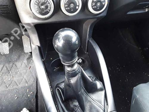Used Gear lever MITSUBISHI OUTLANDER II (CW_W) [2005-2012]  22694693