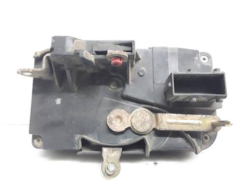 Used Front left lock PEUGEOT EXPERT (224_) 1.9 TD (90 hp) 8210585