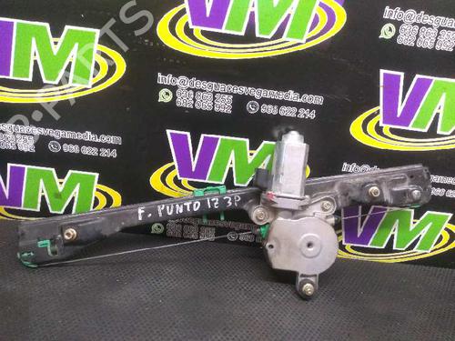 Lève-vitre avant gauche FIAT PUNTO (188_) 1.9 JTD 80 (188.237, .257, .337, .357) (80 hp) 7565374