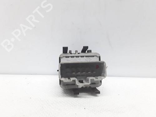 Used Left front window switch RENAULT SCÉNIC II (JM0/1_) [2003-2010]  7879801