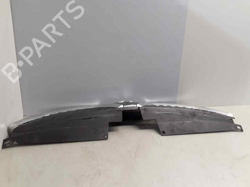 Grille MITSUBISHI OUTLANDER II (CW_W) 2.0 DI-D (CW8W) | BP17039381C40 