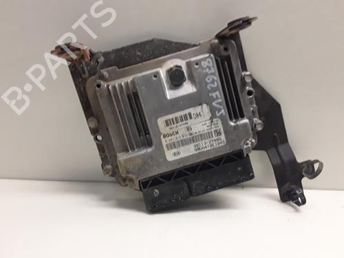 Used Engine control unit (ECU) KIA CARENS III MPV (UN) 2.0 CRDi 140 (140 hp) 16207822