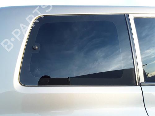 Used Rear right quarter glass MITSUBISHI PAJERO III (V7_W, V6_W) 3.2 Di-D (V68W, V78W) (165 hp) 14140507