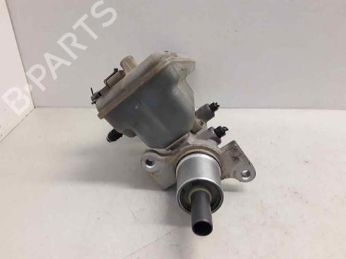 Used Brake master cylinder RENAULT TRAFIC II Van (FL) [2001-2025]  27599387