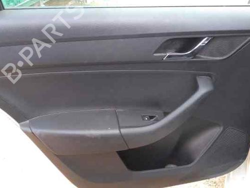 Right front fog light SKODA RAPID (NH3, NK3, NK6) 1.6 TDI | BP7468638C31 