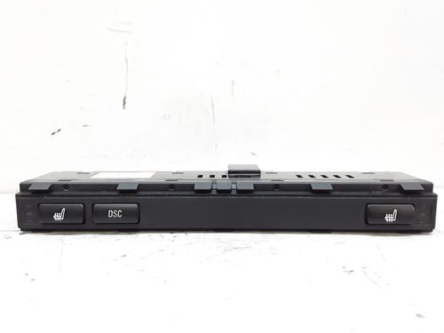 Switch BMW 3 Touring (E46) 330 i 8379751 |