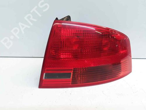 Used Right taillight AUDI A4 B7 (8EC) 2.0 TDI 16V (140 hp) 32430816