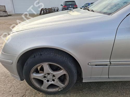 Used Left front fenders MERCEDES-BENZ C-CLASS (W203) C 220 CDI (203.006) (136 hp) 31906654