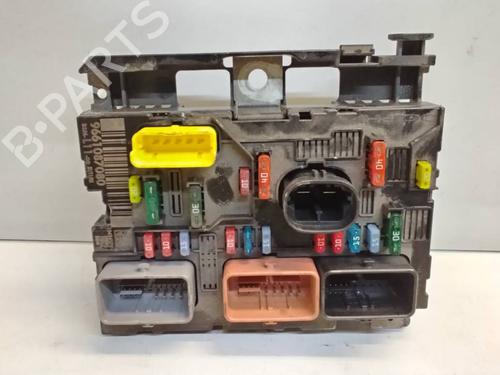 Used Fuse box Fuse box PEUGEOT 307 CC (3B) [2003-2009] 39693762 39693762