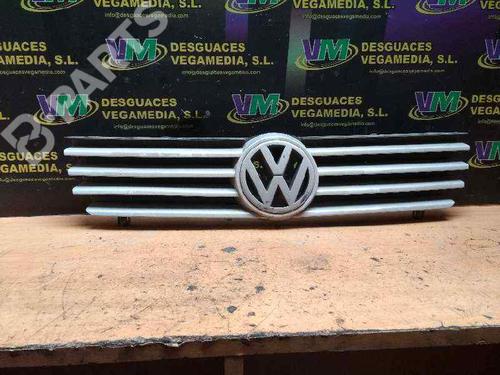 Used Grille VW POLO (6N2) [1999-2001]  7466619