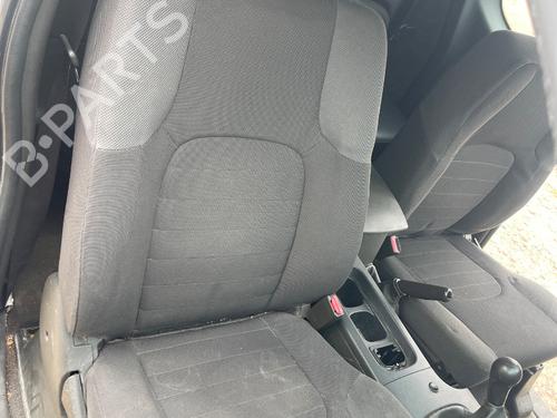 Used Right front seat NISSAN NAVARA NP300 (D40) [2004-2025]  30444695