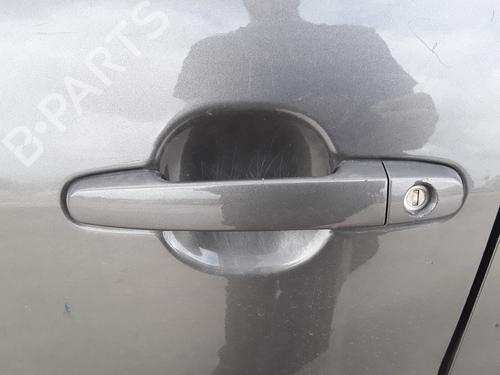 Used Front left exterior door handle TOYOTA COROLLA Verso (ZER_, ZZE12_, R1_) 2.0 D-4D (CUR10_, CUR10R) (116 hp) 15188267