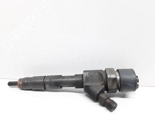 Spreder / Dyse RENAULT LAGUNA II (BG0/1_) 1.9 dCi (BG08, BG0G) (120 hp) 9208650
