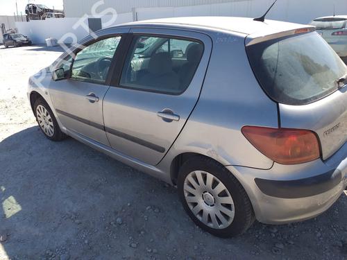 Fuse box PEUGEOT 307 (3A/C) 2.0 HDi 90 | BP12605941E1