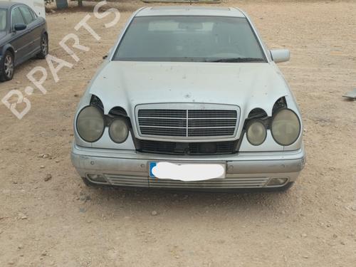 Fuse box MERCEDES-BENZ E-CLASS (W210) E 290 Turbo-D (210.017) | BP24878569E1 