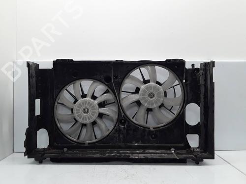 Used Radiator fan Radiator fan TOYOTA AURIS (_E18_) 1.8 Hybrid (ZWE186_, ZWE186R) (136 hp) 36679984 36679984