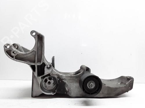 Used Engine mount RENAULT LAGUNA II (BG0/1_) [2001-2007]  9978278
