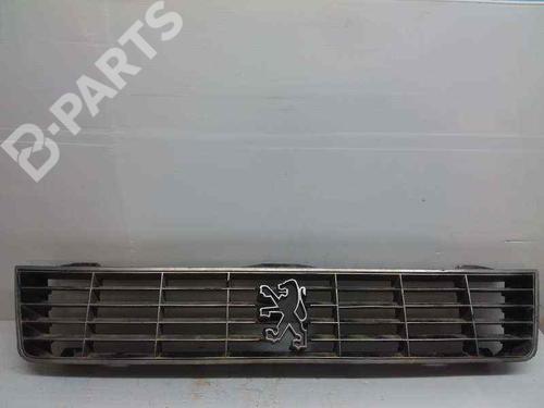 Used Front grille Front grille PEUGEOT 505 (551A) 2.5 Diesel (75 hp) 7471156 7471156