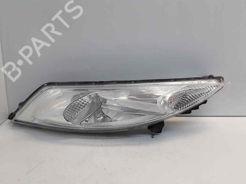 right-headlight-nissan-juke-f15-2010-2011-2012-2013-2014-2015-2016-2017-2018-2019-32036469 main image